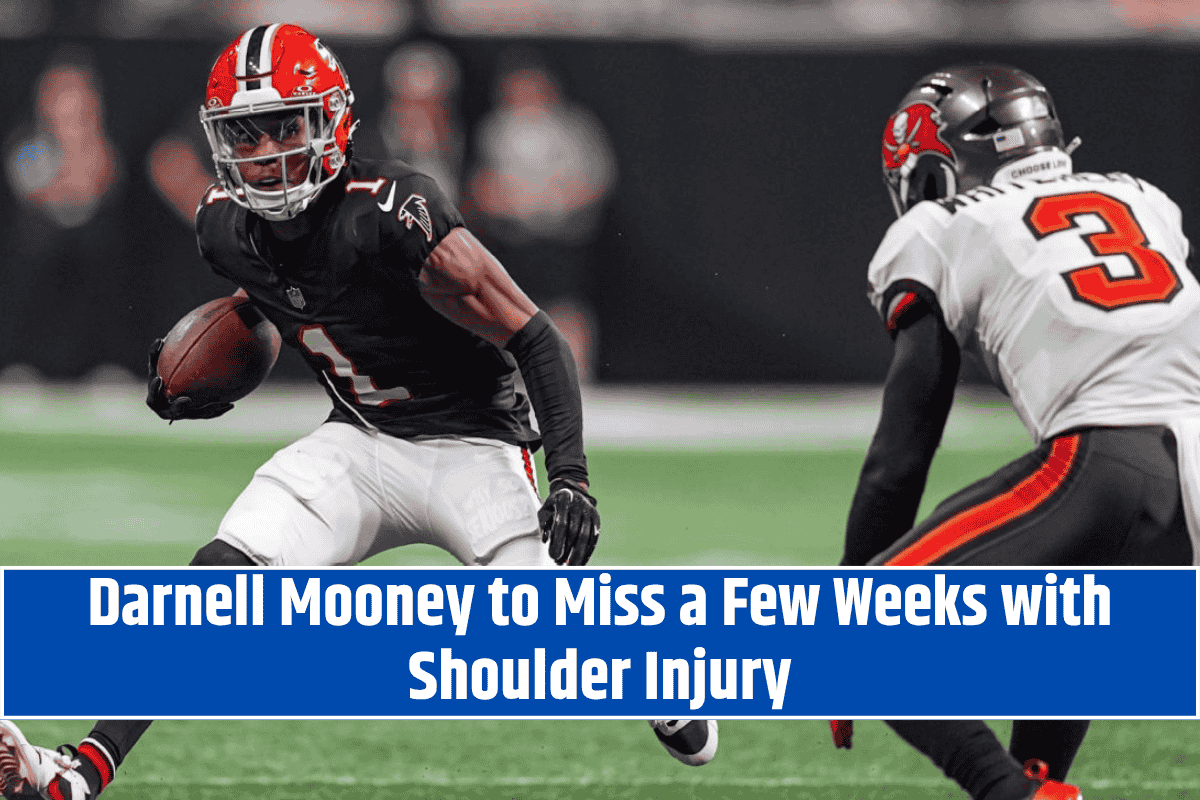 Darnell Mooney to Miss a Few Weeks with Shoulder Injury